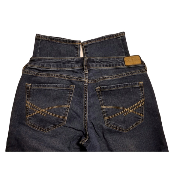 Aeropostale curvy/skinny denim jeans - Picture 2 of 7